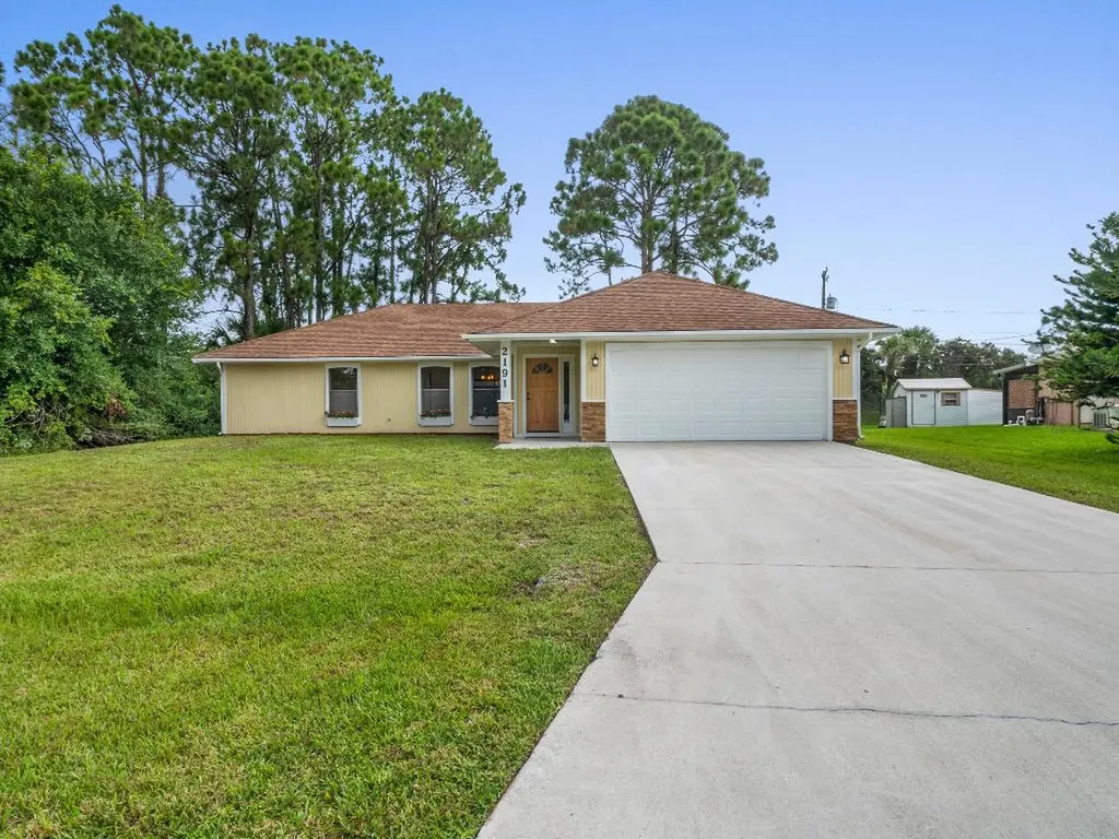 2191 SW Janette Avenue Port St Lucie FL 34953