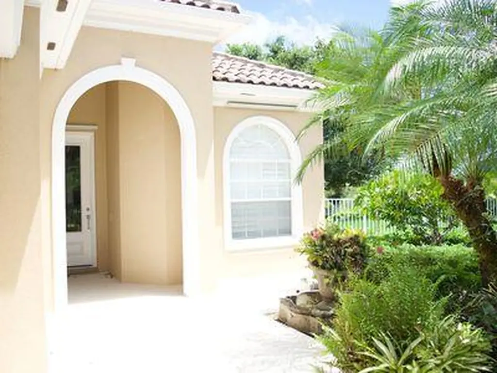 10951 SW Fall Creek Drive Port St Lucie FL 34987