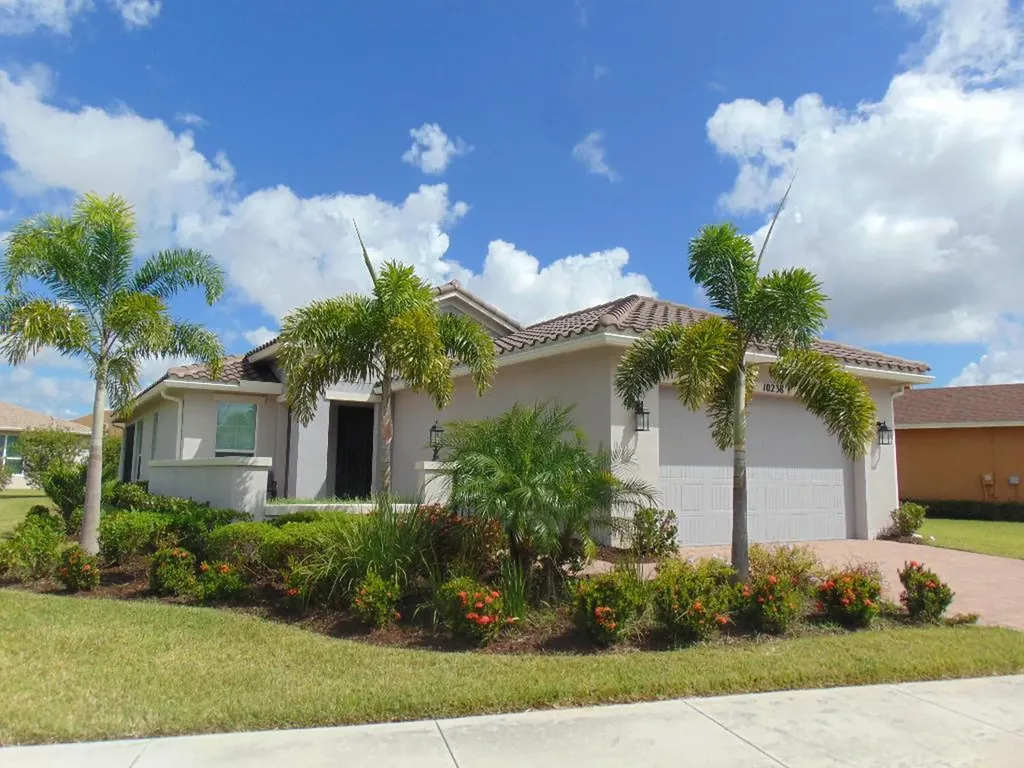 10238 SW Indian Lilac Trail Port St Lucie FL 34987