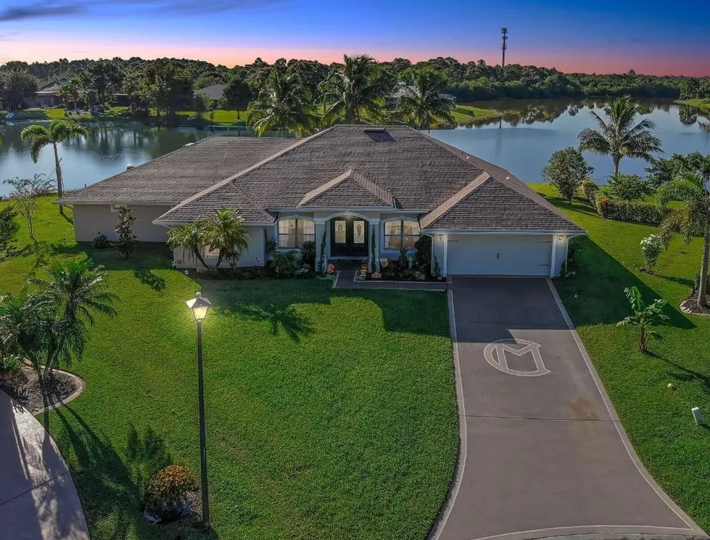 225 SW Whitewood Drive Port St Lucie FL 34953