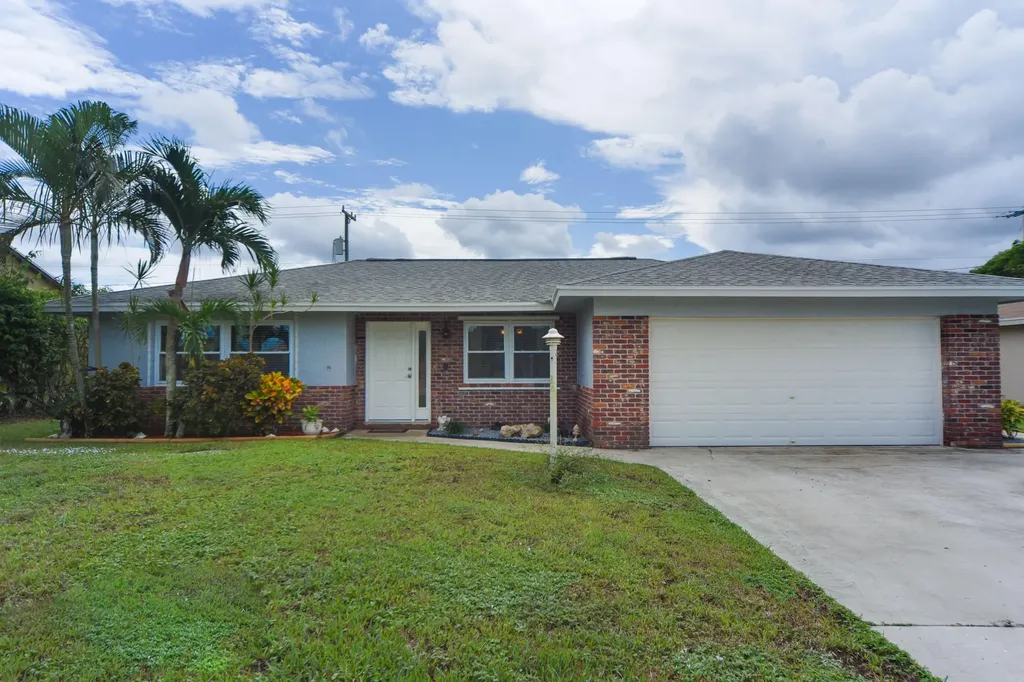 4718 Dolphin Drive Lake Worth FL 33463