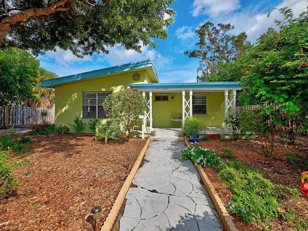 1722 N M Street Lake Worth Beach FL 33460