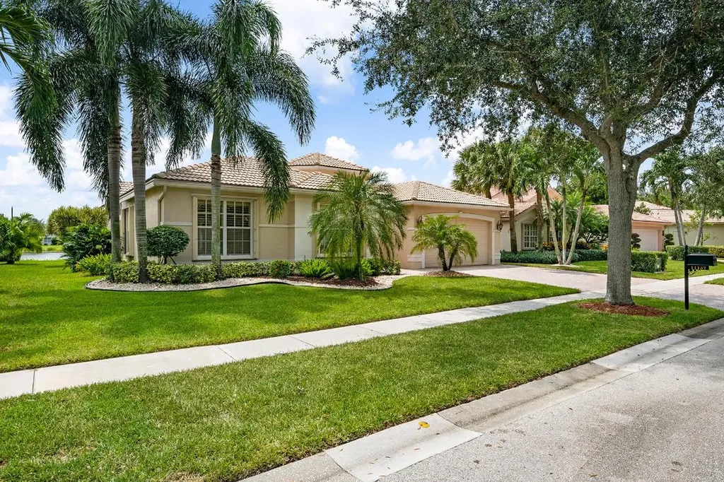 11157 Malaysia Circle Boynton Beach FL 33437