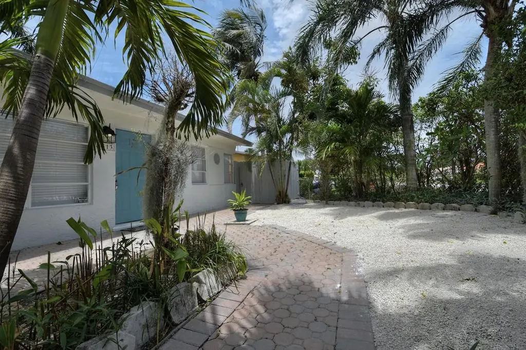 1513 NE 29th Street Pompano Beach FL 33064
