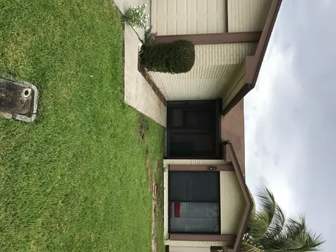 19 Fawlkland Circle Boynton Beach FL 33426