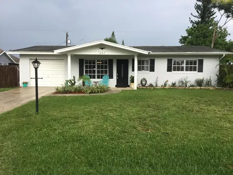 207 Ramie Lane Port St Lucie FL 34952