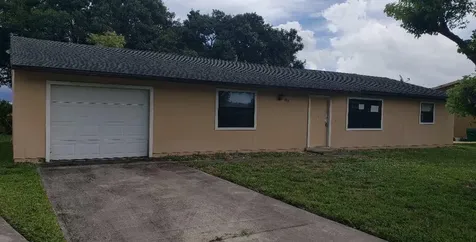 1833 SW Mcallister Lane Port St Lucie FL 34953