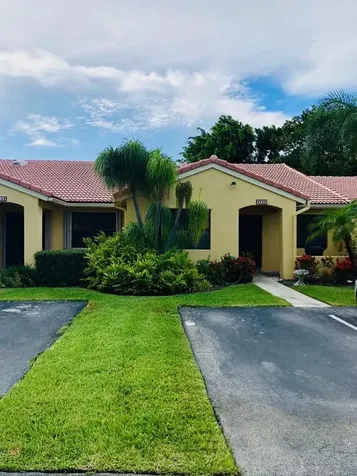 6838 Bridlewood Court Boca Raton FL 33433