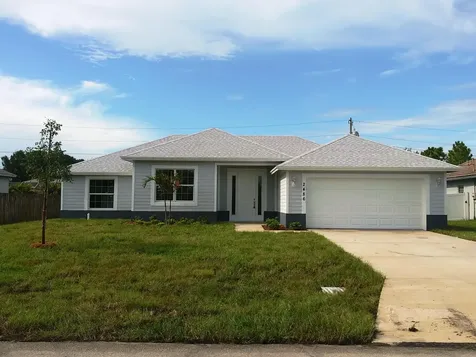 2486 SW Lamb Avenue Port St Lucie FL 34953
