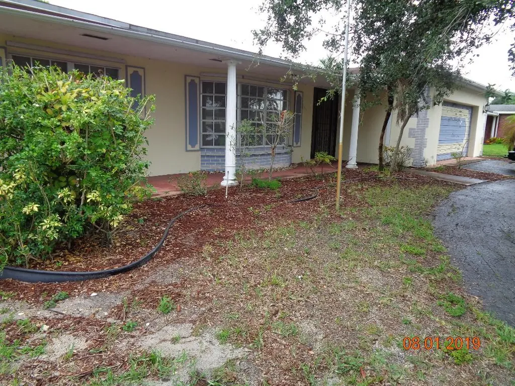11020 NW 22nd Street Pembroke Pines FL 33026