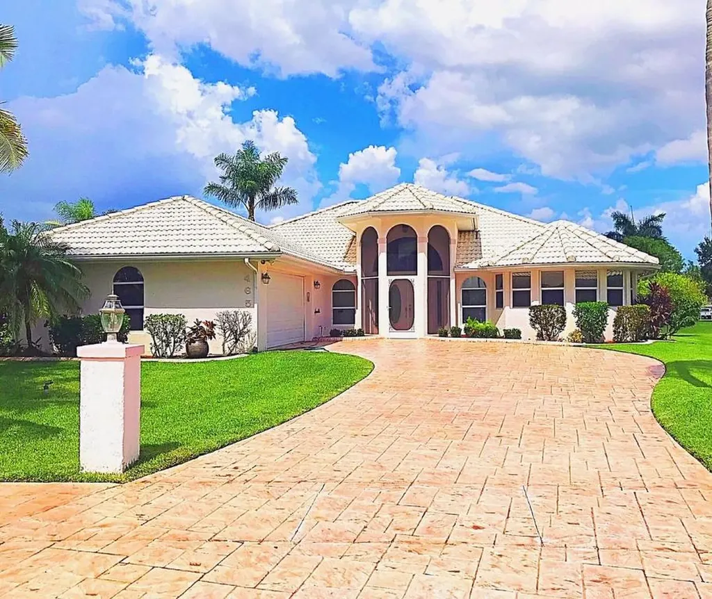 465 SW Rosewood Cove Port St Lucie FL 34986