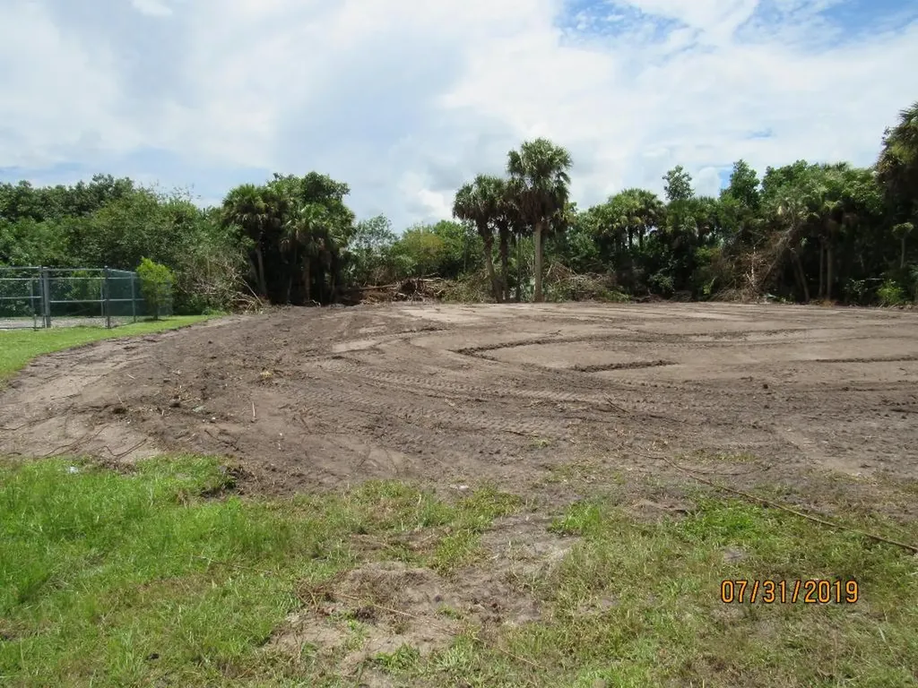4576 SW Yamada Drive Port St Lucie FL 34953