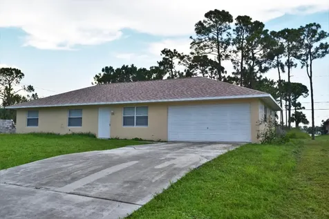 1281 SW Goodman Avenue Port St Lucie FL 34953