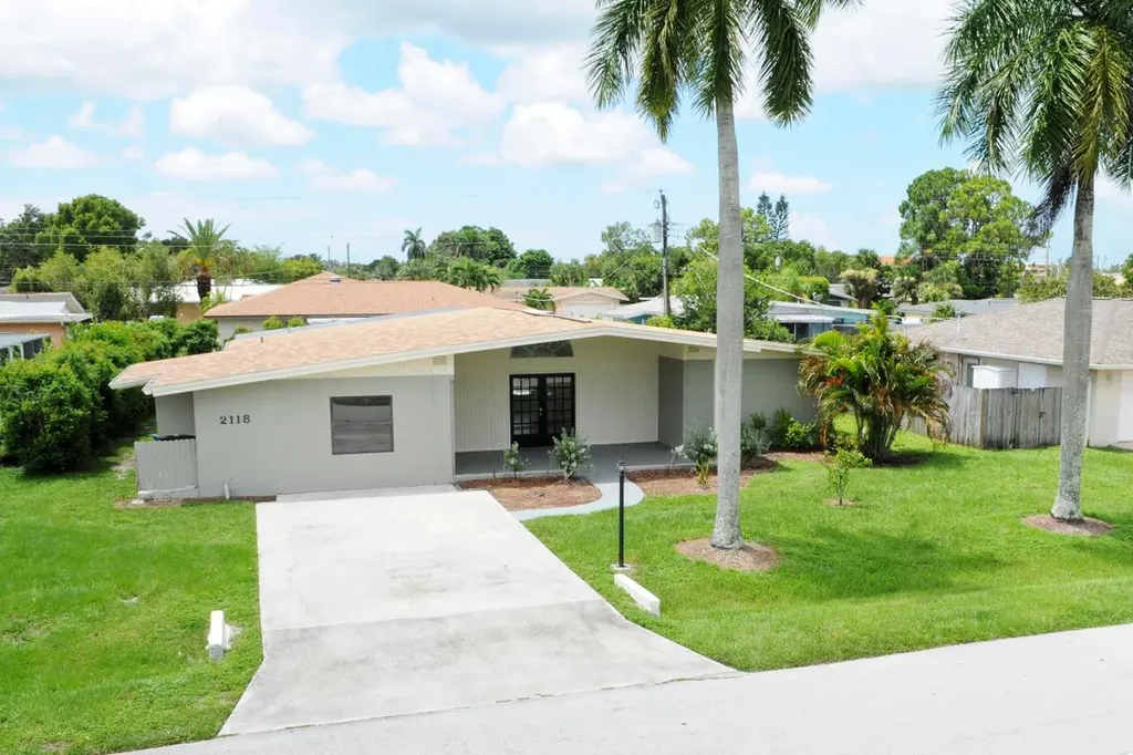 2118 Flora Avenue Fort Myers FL 33907