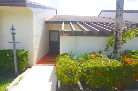 3710 English Road Lake Worth FL 33467