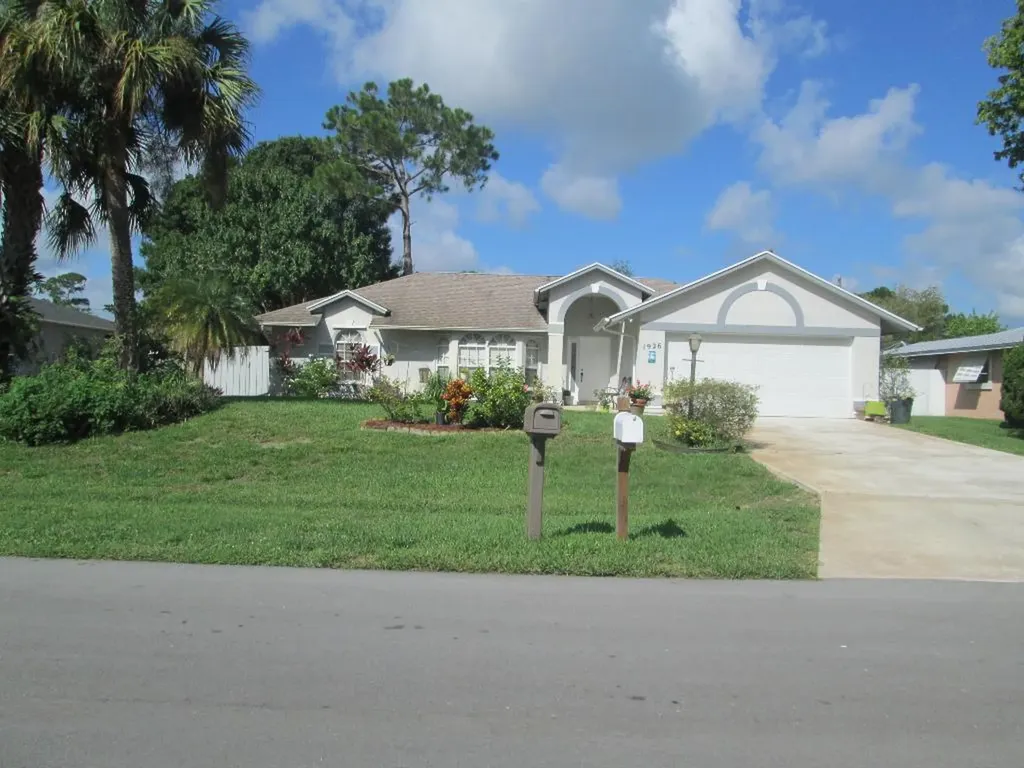 1926 SW Gold Lane Port St Lucie FL 34953