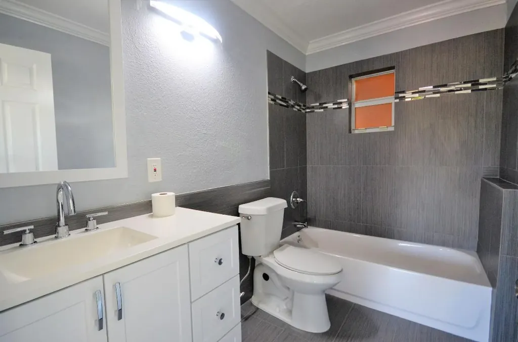 425 NW 12th Avenue Boynton Beach FL 33435