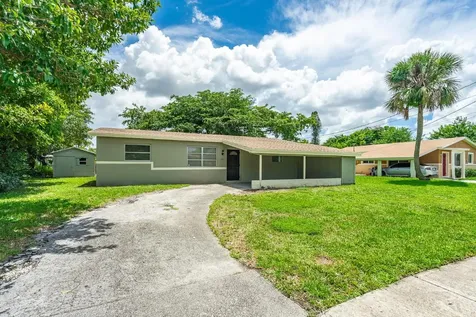 1900 SW 64th Avenue North Lauderdale FL 33068