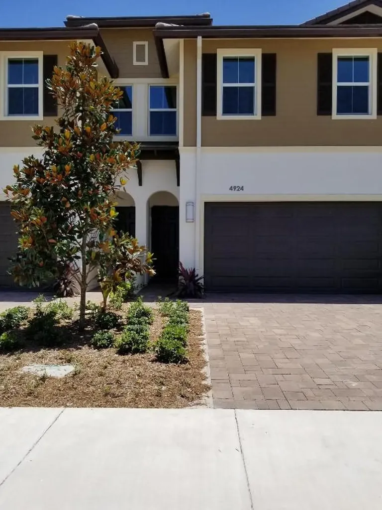 4928 Pointe Midtown Boulevard Palm Beach Gardens FL 33418