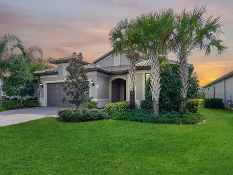 553 SE Monet Drive Port St Lucie FL 34984