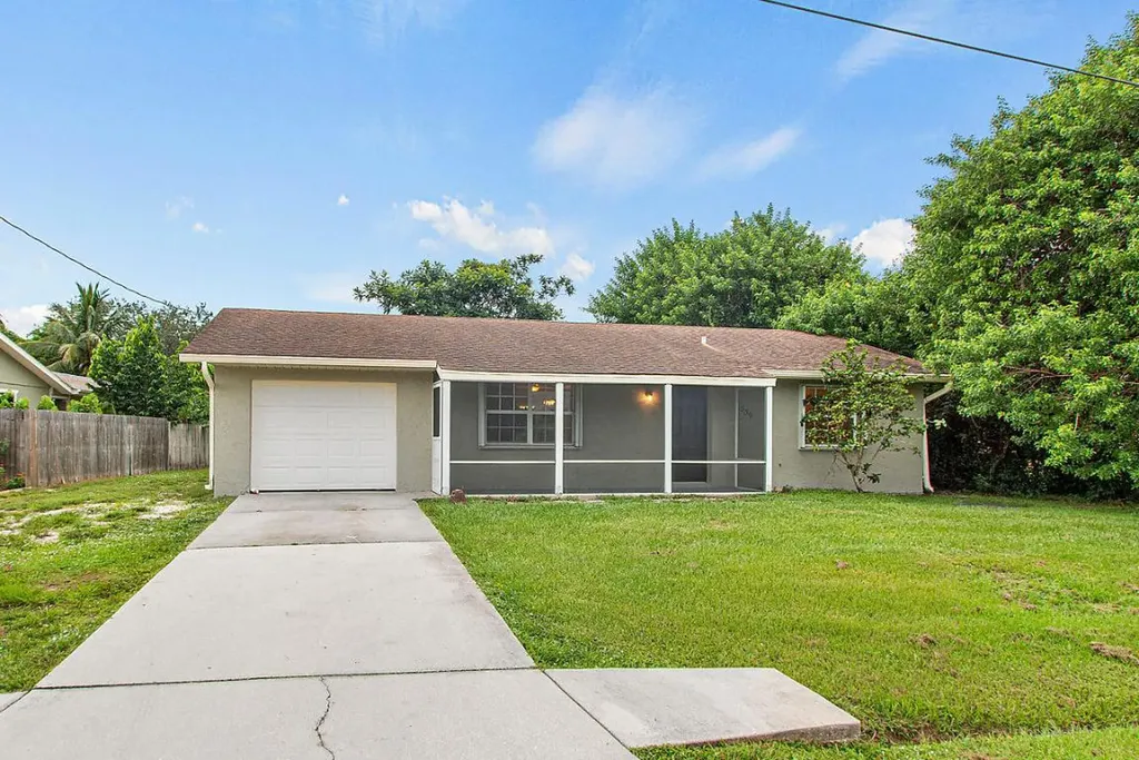 539 NW Twylite Terrace Port St Lucie FL 34983