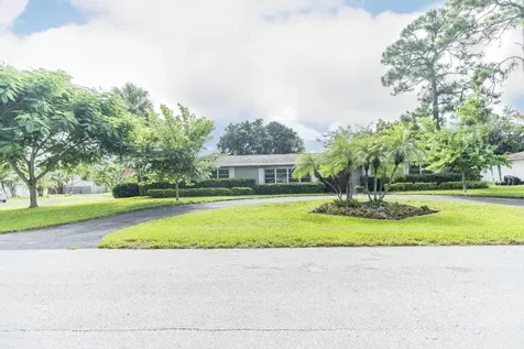 830 Mimosa Court Haverhill FL 33415