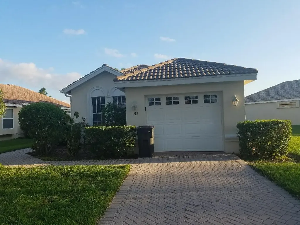 513 SW Treasure Cove Port St Lucie FL 34986