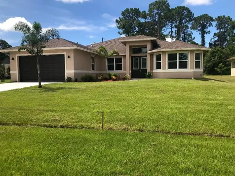 1918 SW Yellowtail Avenue Port St Lucie FL 34953