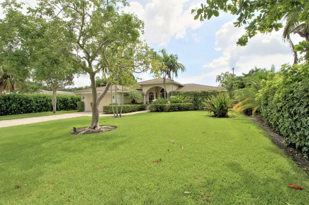 1227 NW 4th Avenue Delray Beach FL 33444