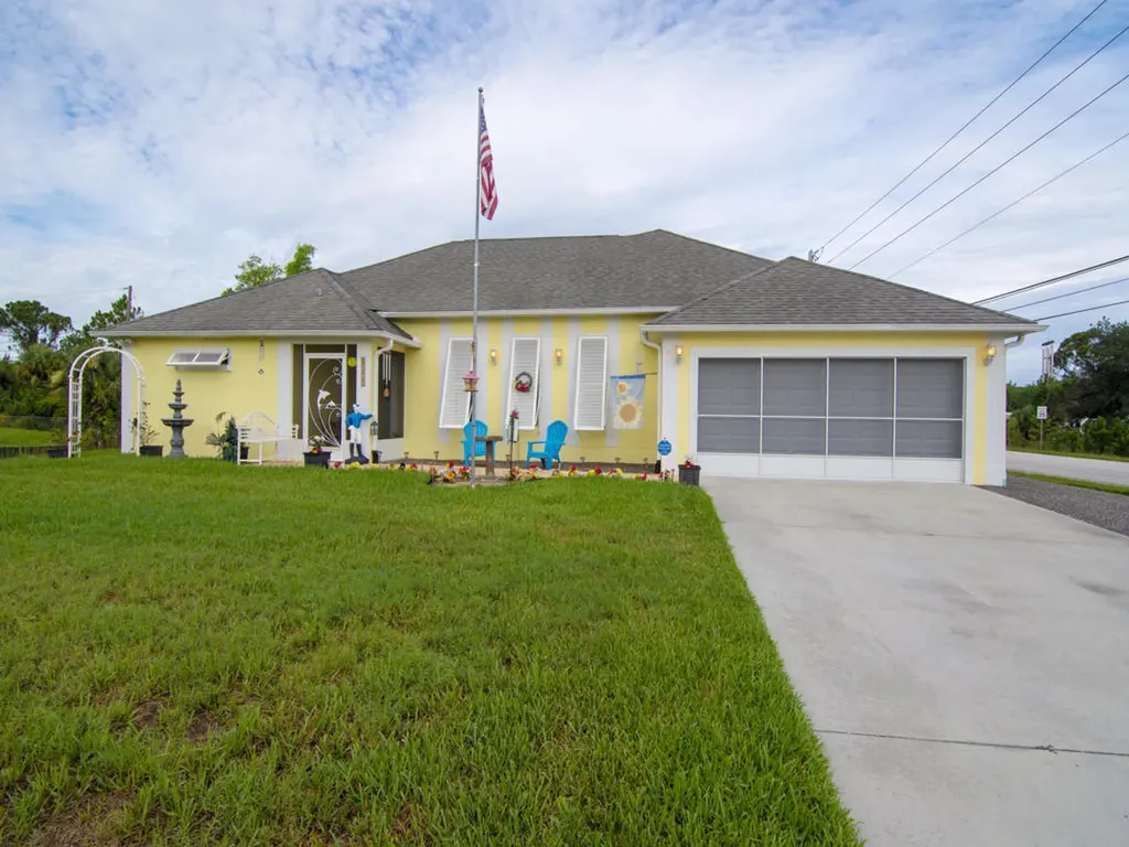 8275 96th Avenue Vero Beach FL 32967