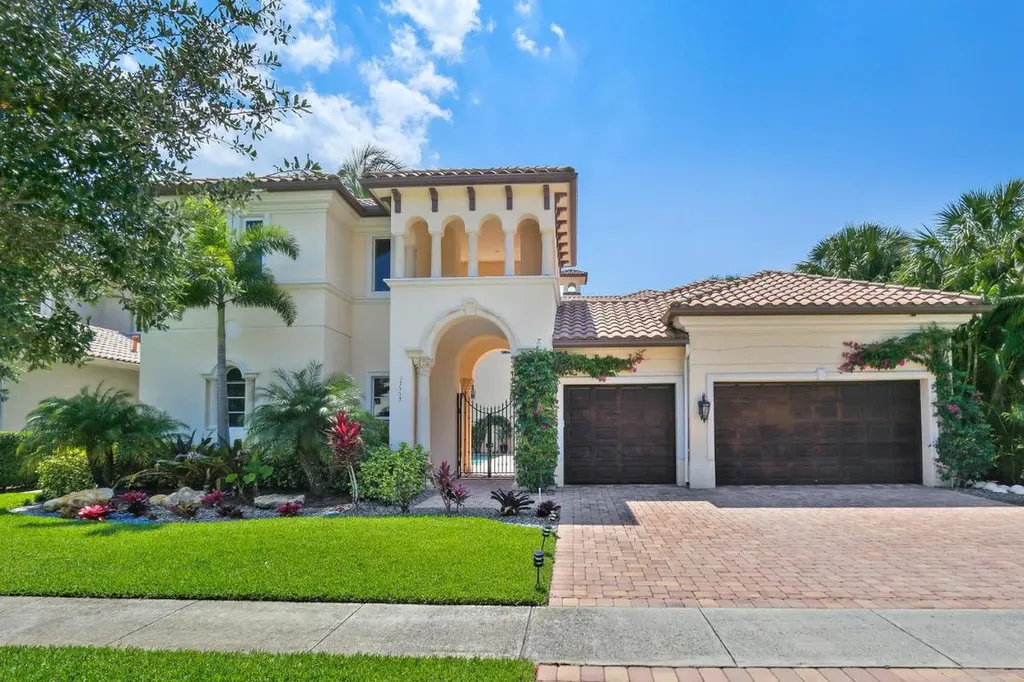 17563 Middle Lake Drive Boca Raton FL 33496