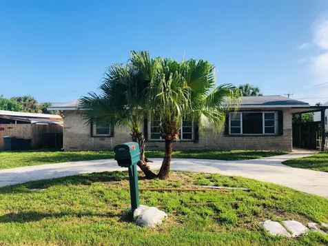 2927 Scanlan Avenue Lake Worth FL 33461