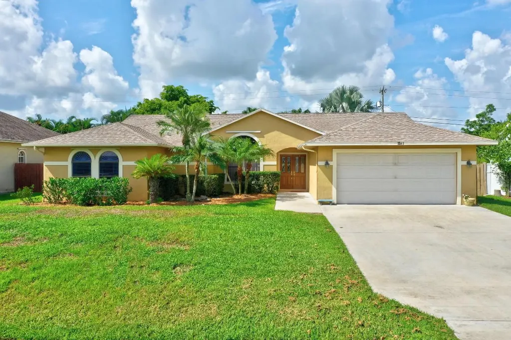 2863 SE Pace Drive Port St Lucie FL 34984