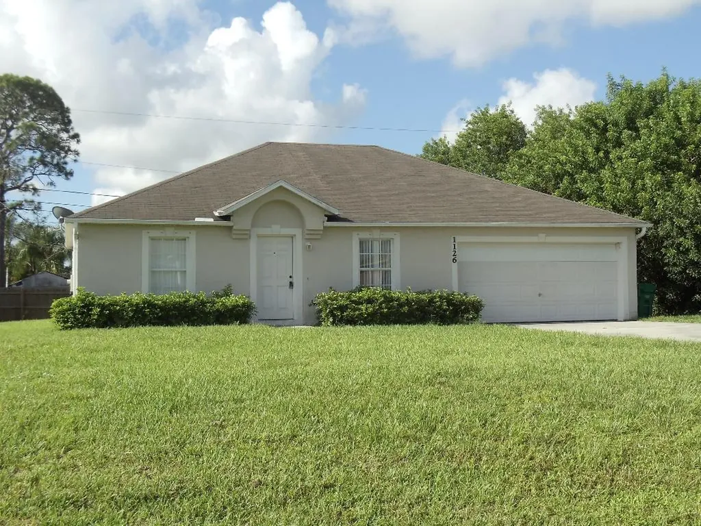 1126 SW Gaffney Avenue Port St Lucie FL 34953