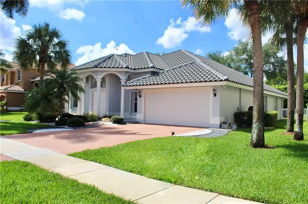 19706 Black Olive Lane Boca Raton FL 33498
