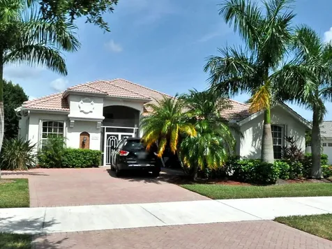 636 SW Lake Charles Circle Port St Lucie FL 34986