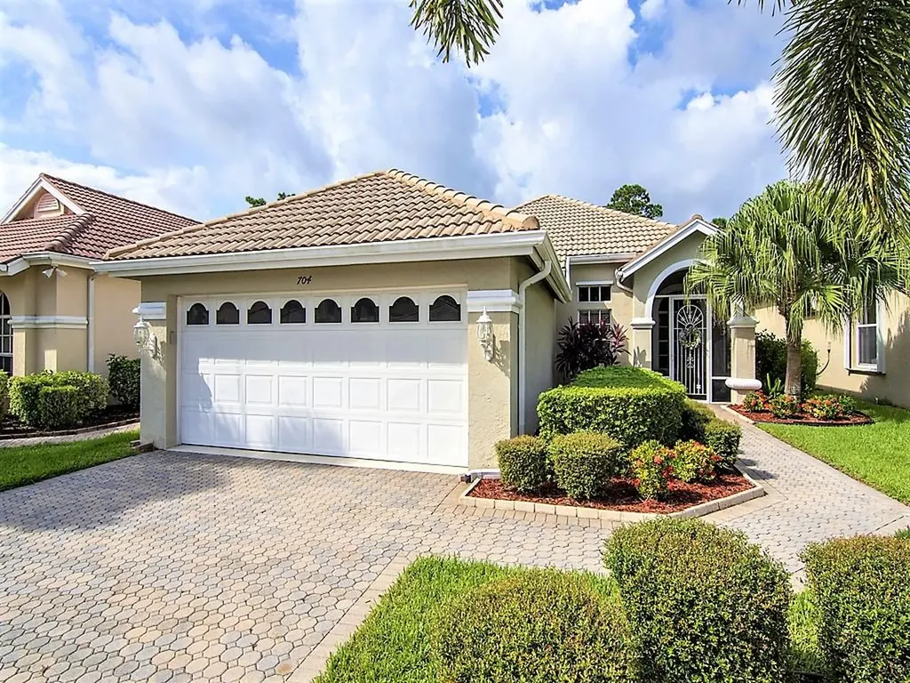 704 SW Saint Croix Cove Port St Lucie FL 34986