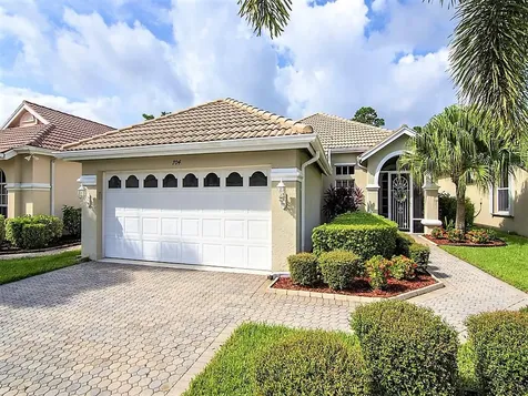 704 SW Saint Croix Cove Port St Lucie FL 34986