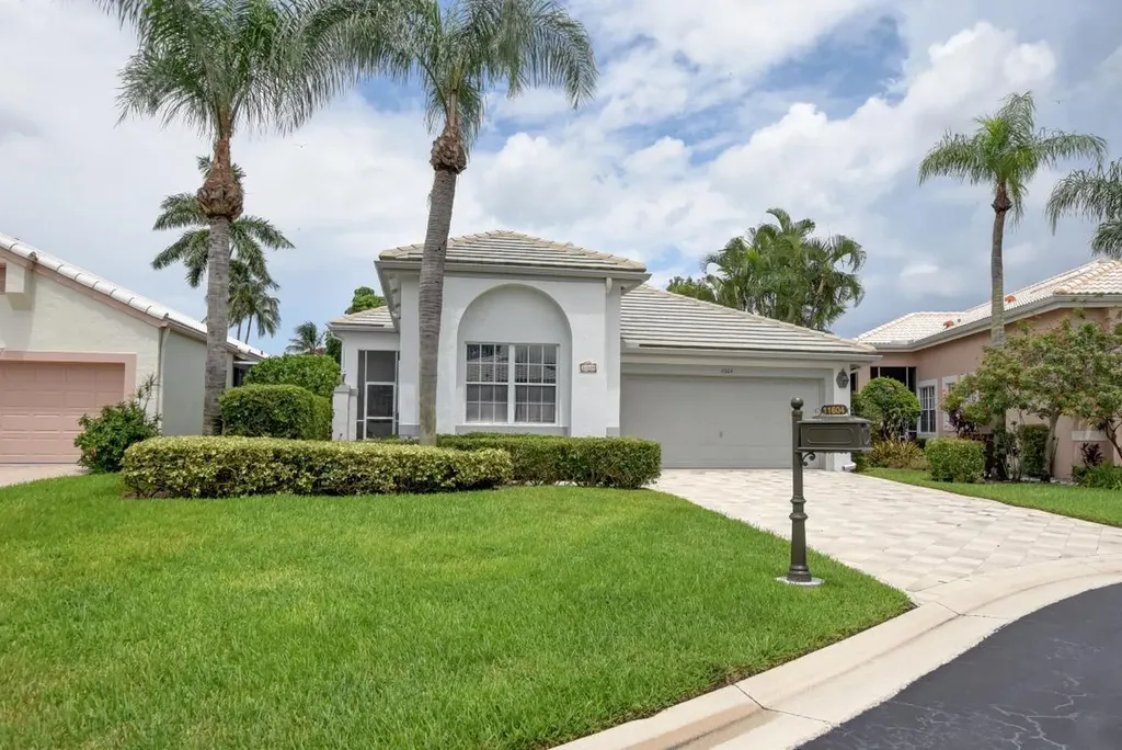 11604 Pathway Lane Boynton Beach FL 33437