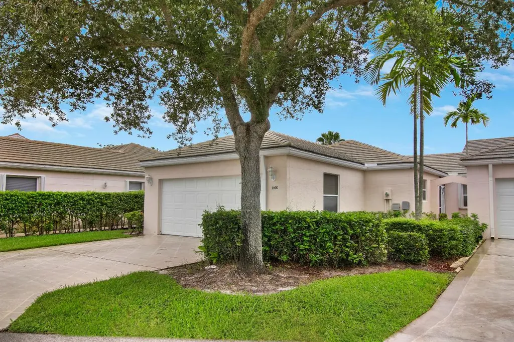 1066 Island Manor Drive Greenacres FL 33413