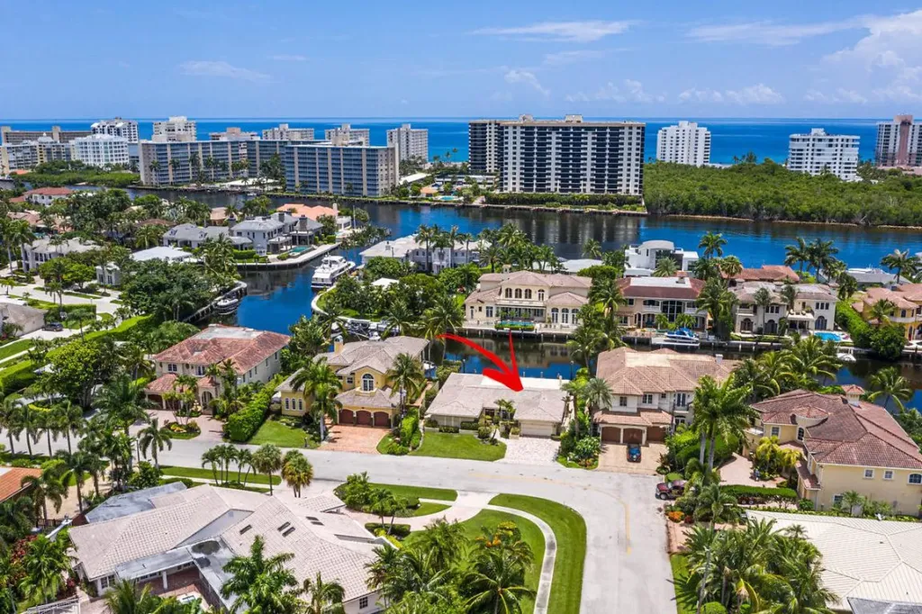 7320 NE Bay Cove Court Boca Raton FL 33487