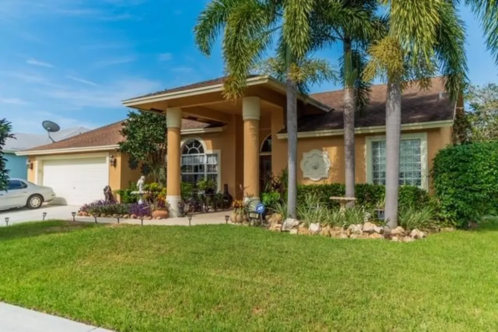 1455 Fairway Circle Greenacres FL 33413