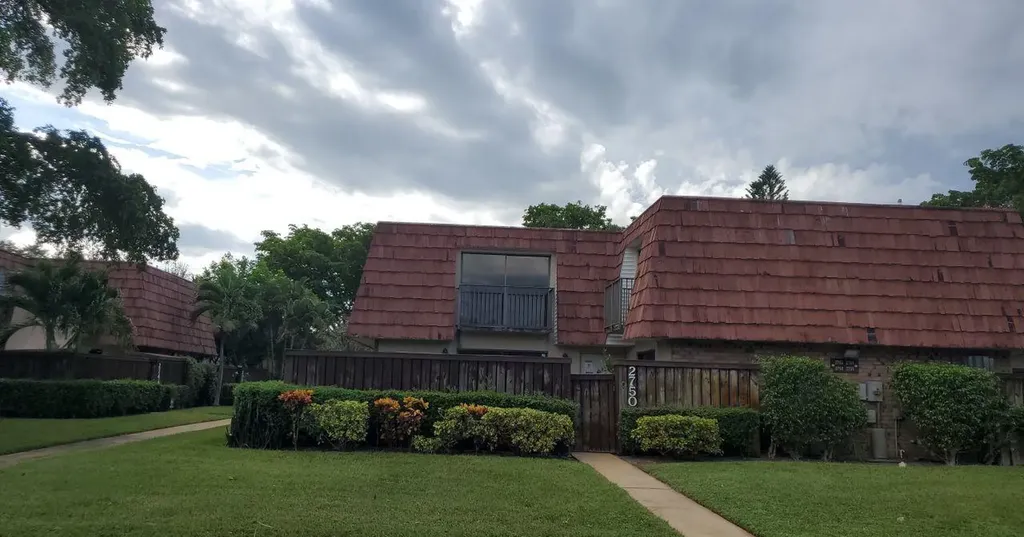 2750 SW 15th Street Deerfield Beach FL 33442