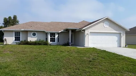 1067 SW Coleman Avenue Port St Lucie FL 34953
