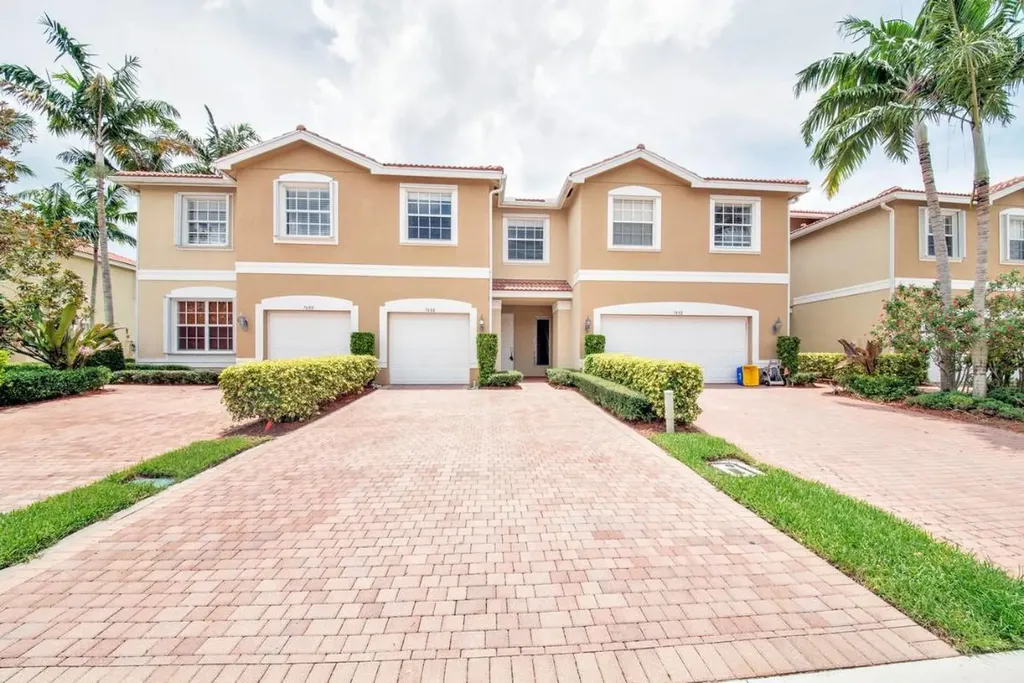 7686 Spatterdock Drive Boynton Beach FL 33437