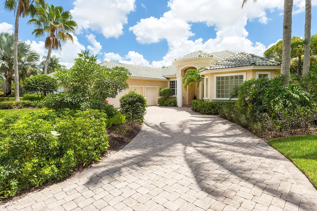 12480 Sunnydale Drive Wellington FL 33414