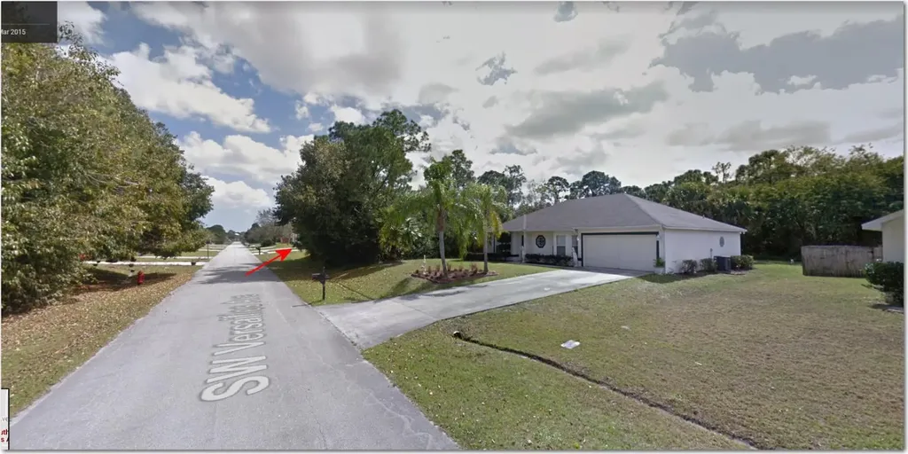 1040 SW Versailles Avenue Port St Lucie FL 34953