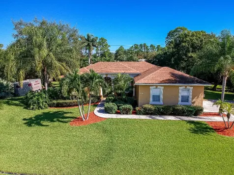 2049 SW Justison Avenue Port St Lucie FL 34953
