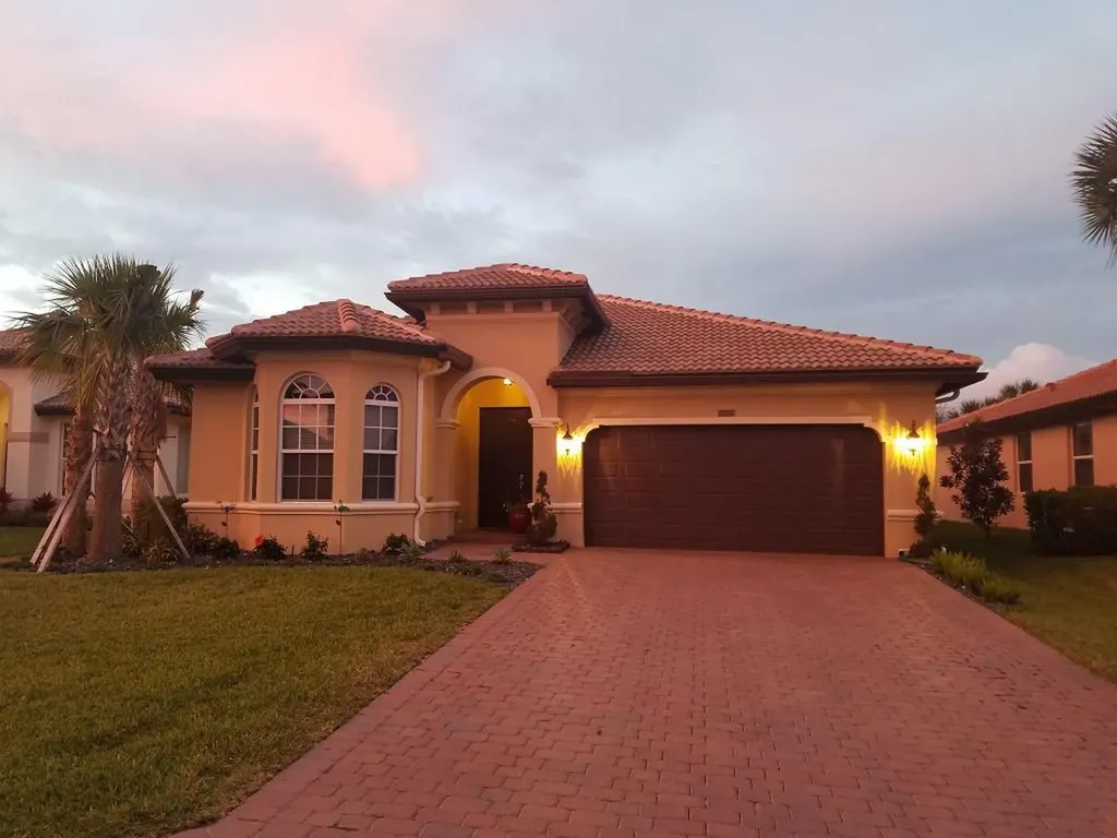 4981 Manchia Drive Lake Worth FL 33463