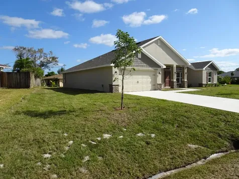701 NE Eastlake Street Port St Lucie FL 34983